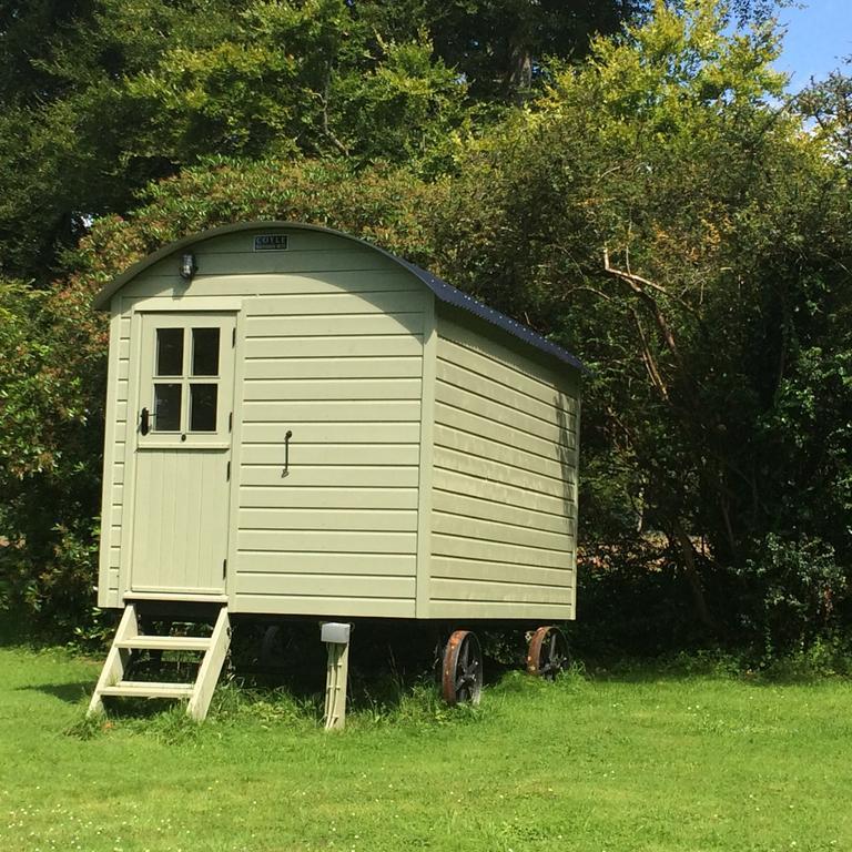 Blackstairs Shepherds Huts Killedmond Ngoại thất bức ảnh